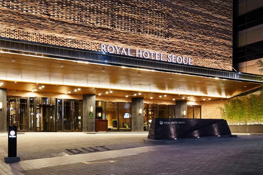 【往路:午前*復路:午後~夜】 大韓航空で行く!ソウル3日間 ◇ロイヤル ホテル ソウル(3名1室)◇にご宿泊