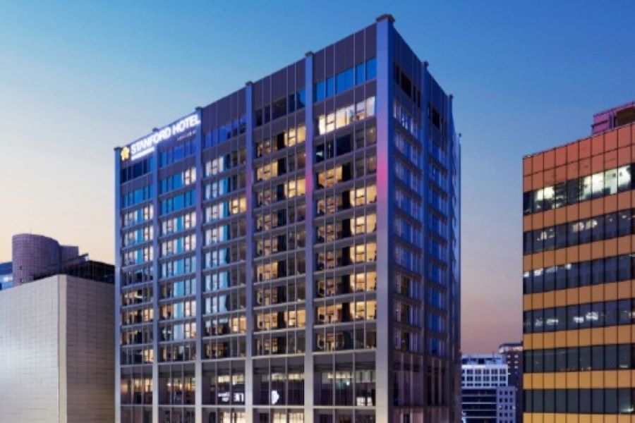 【正規割引運賃利用】 ジンエアーで行く!《往路:午前発*復路:午後発》 ソウル3日間 スタンフォード ホテル 明洞 (3名1室) にご宿泊