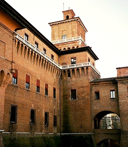 列車と専用車で行く イタリア フィレンツェ発ヴェネツィアへ 1日プラン 途中世界遺産ラヴェンナ フェッラーラ立ち寄り