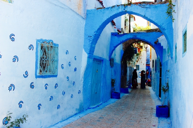 早割21 フリープラン 送迎付 魅惑の国 モロッコ 3都市周遊8日間 港湾都市 カサブランカ 青い街 シャウエン 迷宮都市 フェズ 朝食付 燃油込 成田発 エミレーツ航空利用