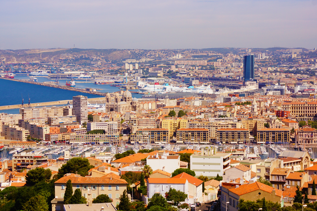 フリープラン 鉄道移動 フランス3都市周遊8日間 ニース マルセイユ パリ 燃油込 朝食付 大阪 関西国際空港発 エールフランス利用