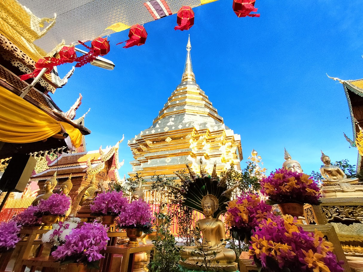 【タイ国際航空利用】 往路:午前発/復路:午後発 バンコク3泊4日 モンティエン ホテル スラウォン バンコク ・ デラックスルーム に宿泊