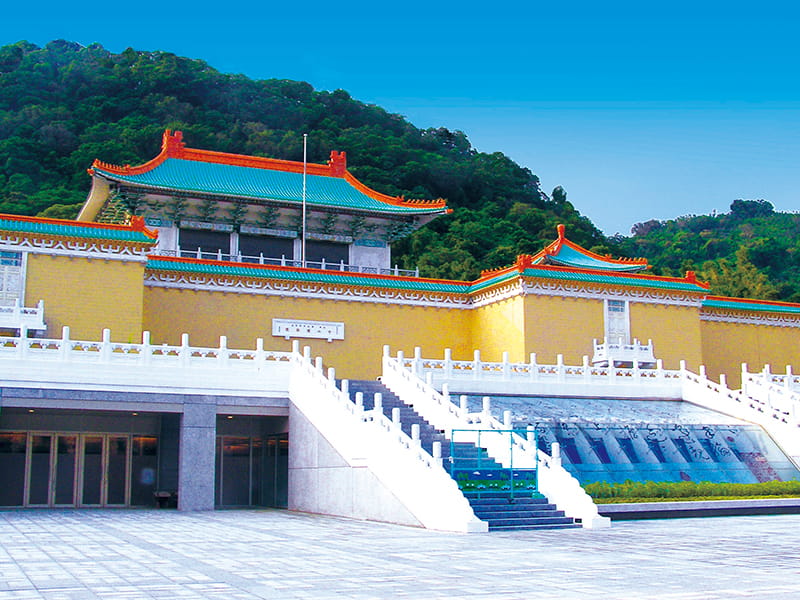 ★台北市内観光+九ふんトワイライトツアー付き★【往路/午後発*復路/午後発】チャイナエアラインで行く!関空発/台湾桃園空港着 3泊4日 ミラマーガーデン台北にご宿泊