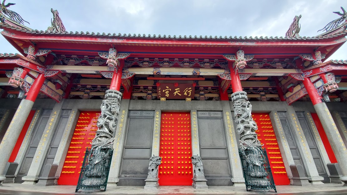 ★台北市内観光＋九ふんトワイライトツアー付き★ 【往路/早朝発＊復路/夜発】チャイナエアラインで行く！羽田発/台北松山空港着　3泊4日　シーザーパークホテル台北にご宿泊