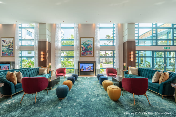 ディズニー・ハリウッド・ホテルのロビー