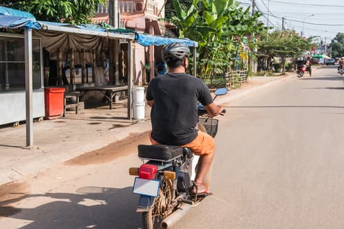 バイクタクシー